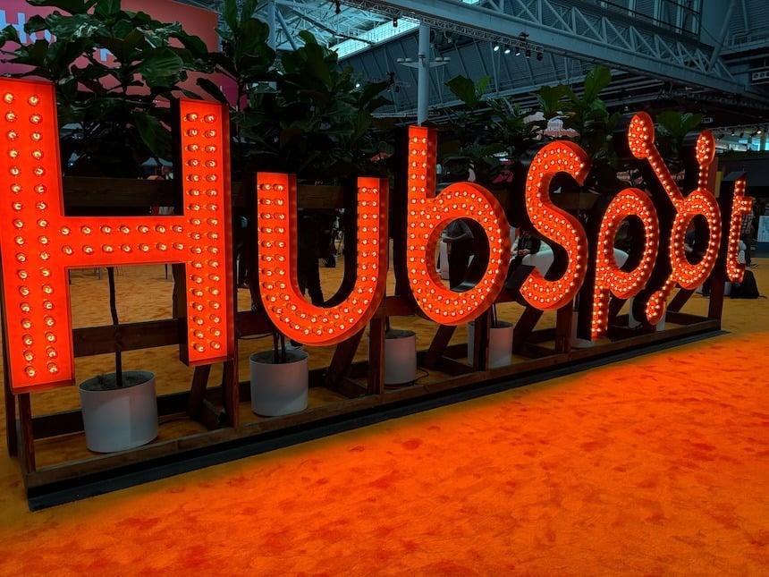 hubspot sign